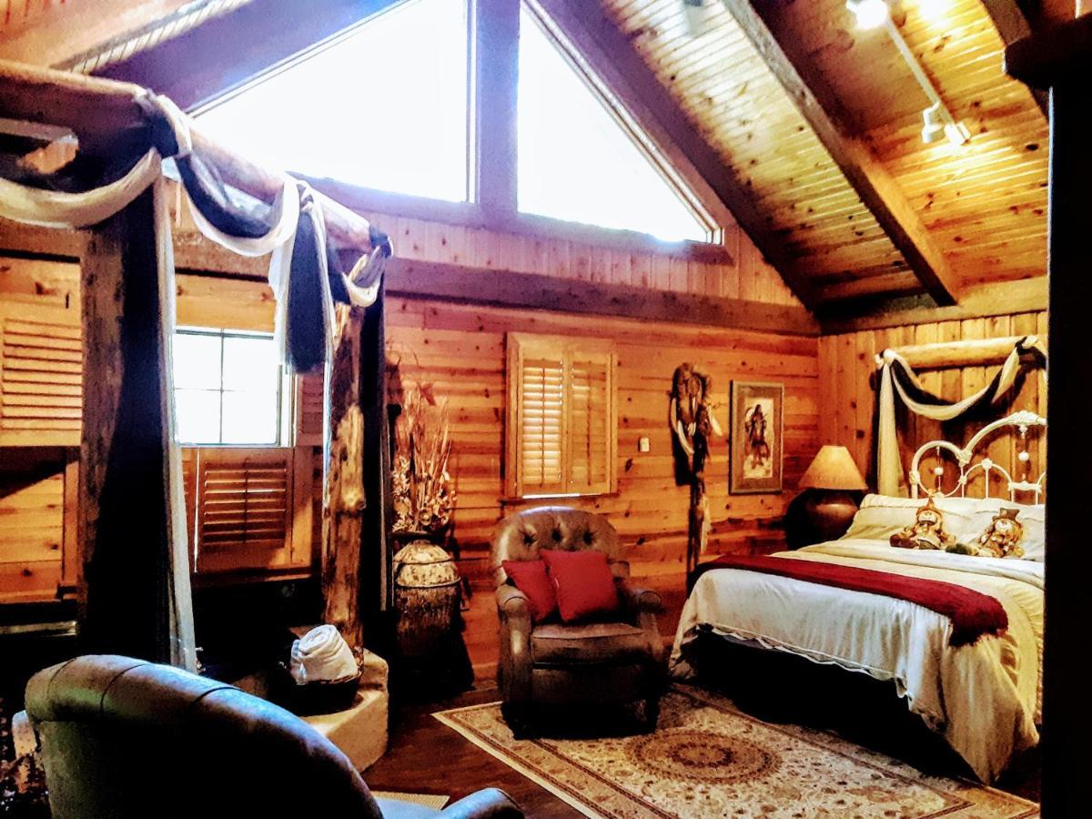 Cherokee Mountain Log Cabins 尤里卡斯普林斯 外观 照片