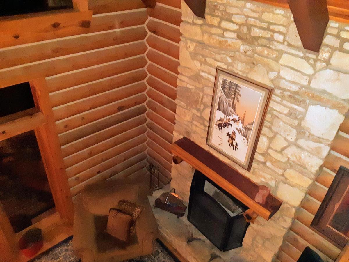 Cherokee Mountain Log Cabins 尤里卡斯普林斯 外观 照片