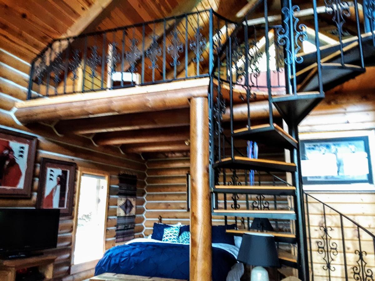 Cherokee Mountain Log Cabins 尤里卡斯普林斯 外观 照片