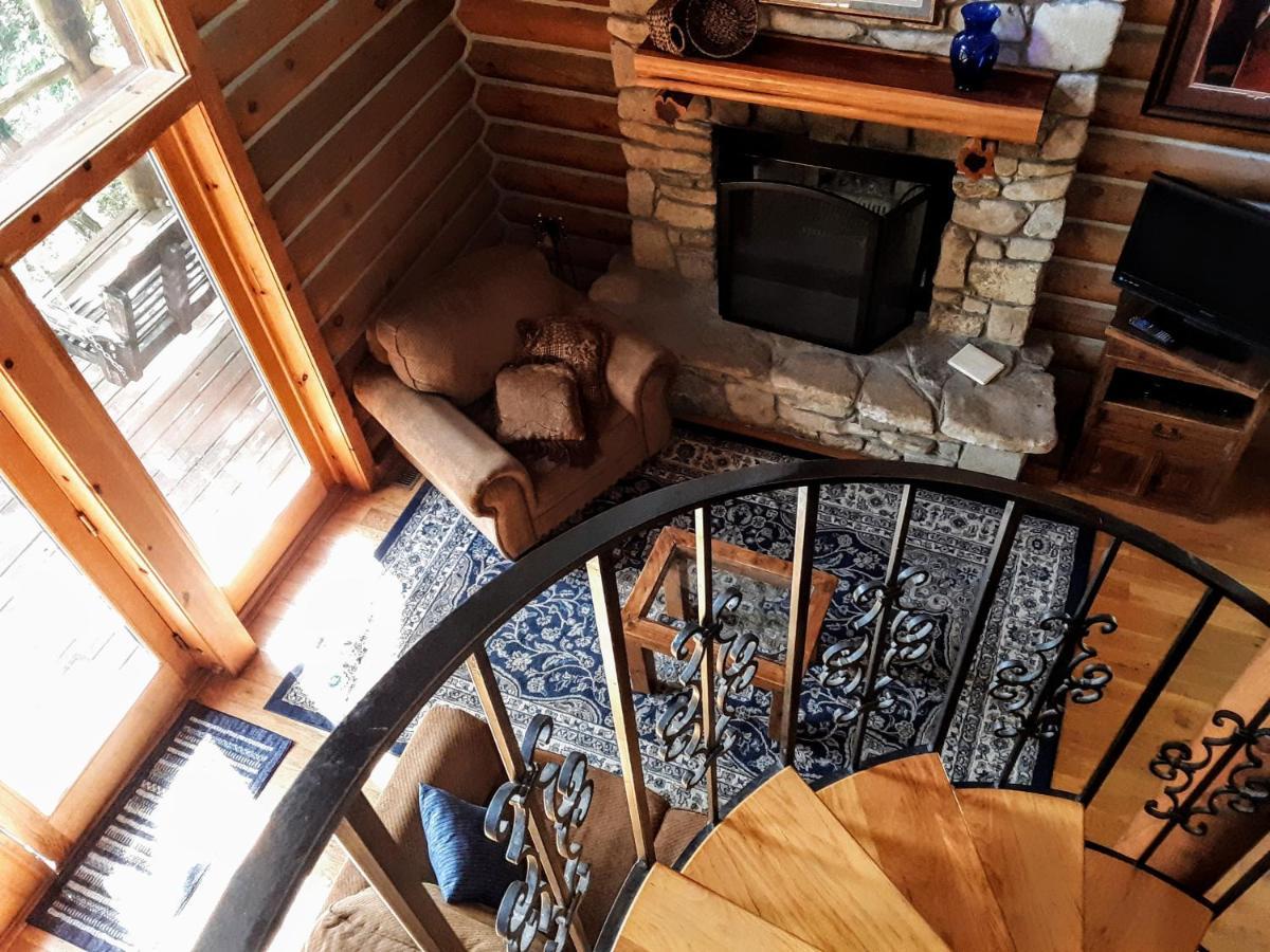 Cherokee Mountain Log Cabins 尤里卡斯普林斯 外观 照片