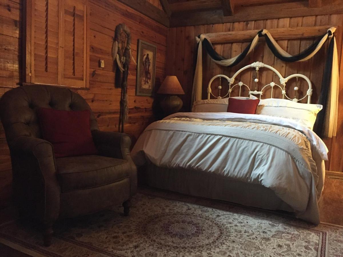 Cherokee Mountain Log Cabins 尤里卡斯普林斯 外观 照片