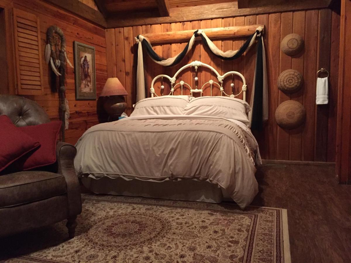 Cherokee Mountain Log Cabins 尤里卡斯普林斯 外观 照片