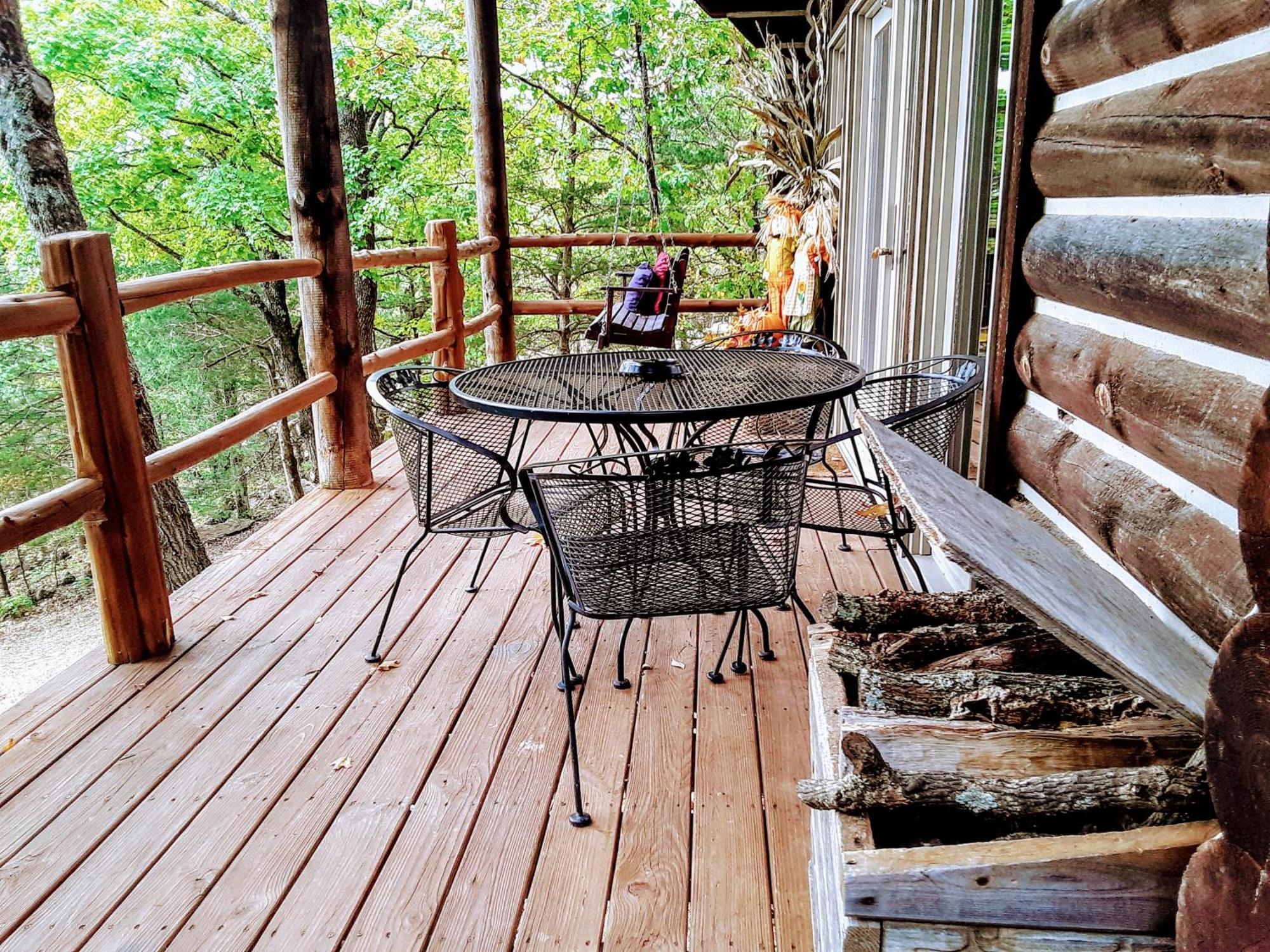 Cherokee Mountain Log Cabins 尤里卡斯普林斯 客房 照片